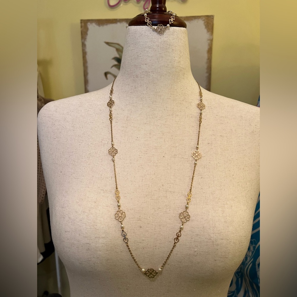 Vintage Avon Gold Filigree and Pearl Necklace and Bracelet Set NWOT